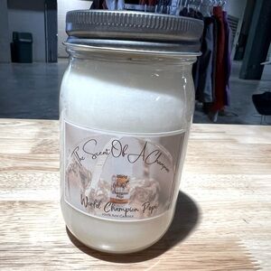 Sent of a champion pepi candle